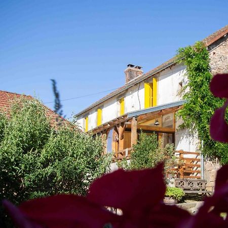 Bed and Breakfast Les Soleils Mérinchal Exterior foto